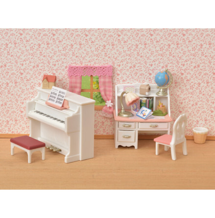 Sylvanian Families Set med piano & skrivbord